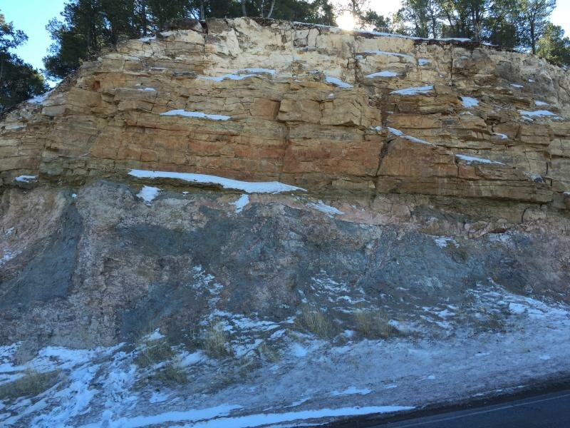 Breccia overlain by Mississippian sediment, Santa Fe impact crater